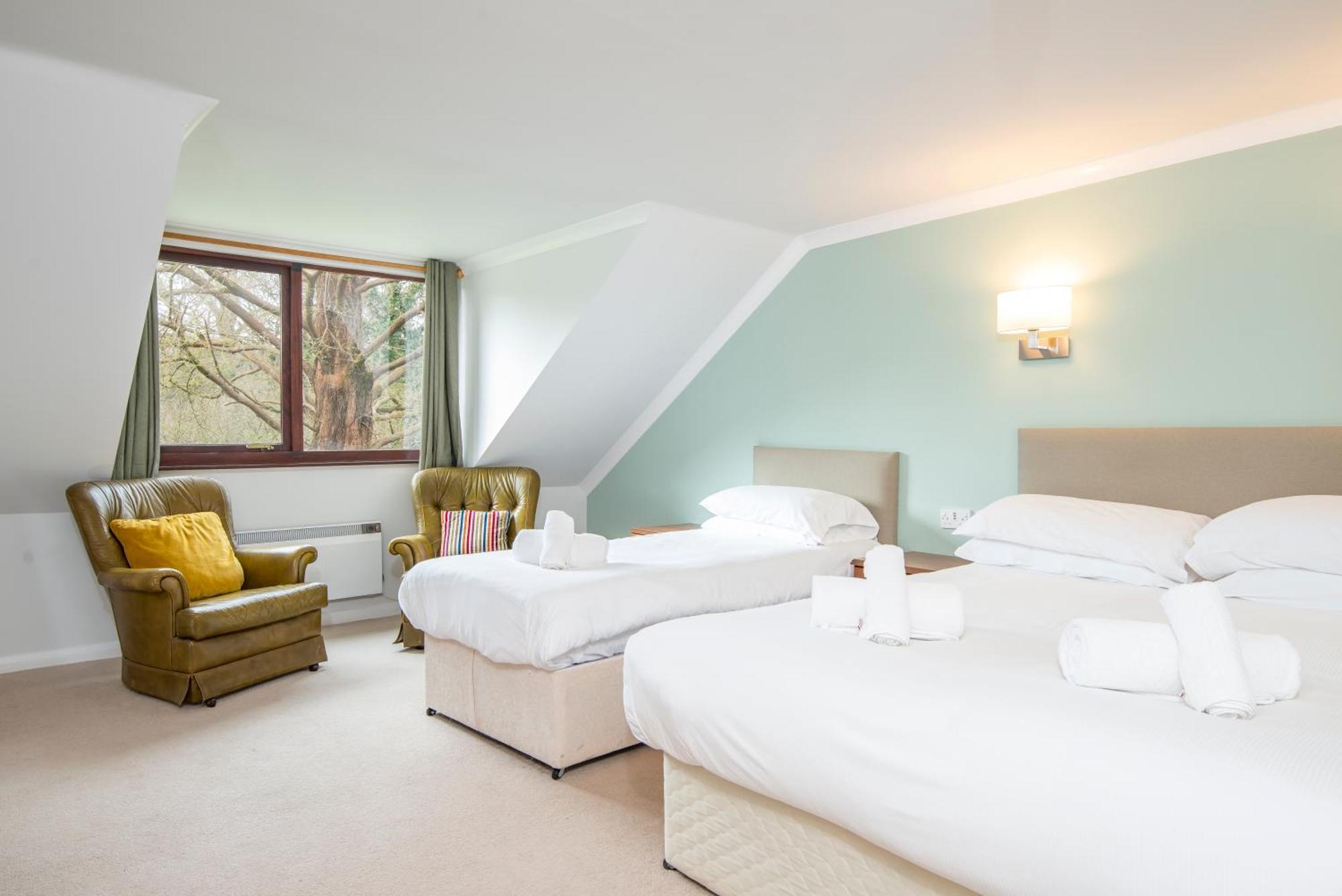 Trewern Arms Hotel Nevern